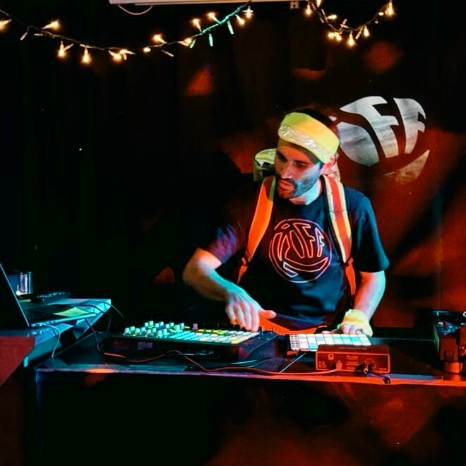 Hypponix live set at Hilma